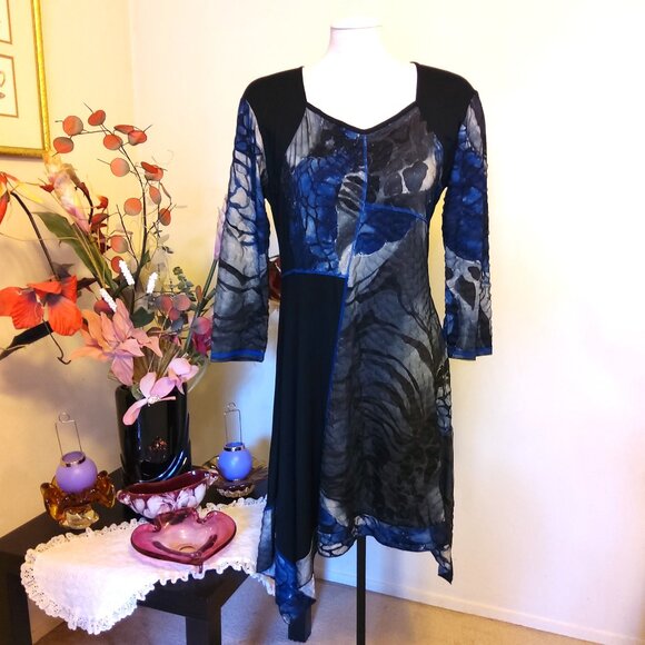 NWOT Women’s Catwalk Paris 3/4 Sleeve Well Tailored Stretchy Dress - Picture 1 of 7